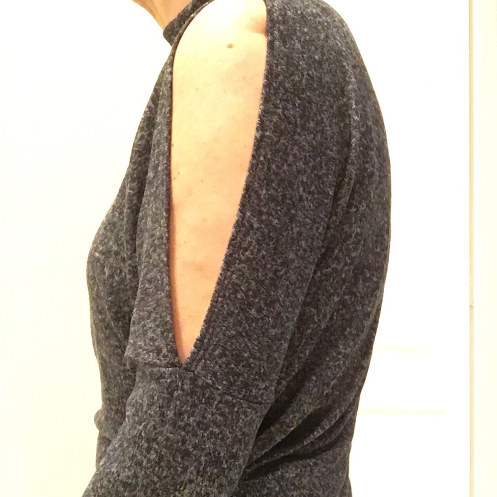 Cold-shoulder knit top